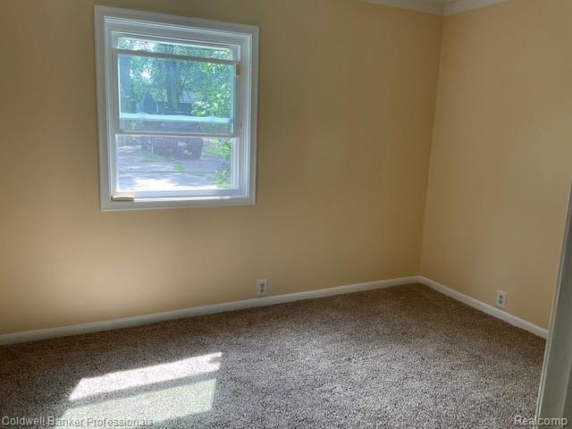 11100 Fenton Road Fenton, MI 48430 - Photo 8 of 20