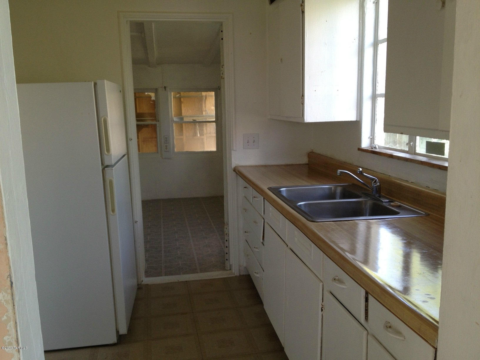 119 East Grant Road Tucson, AZ 85705 - Photo 6 of 13