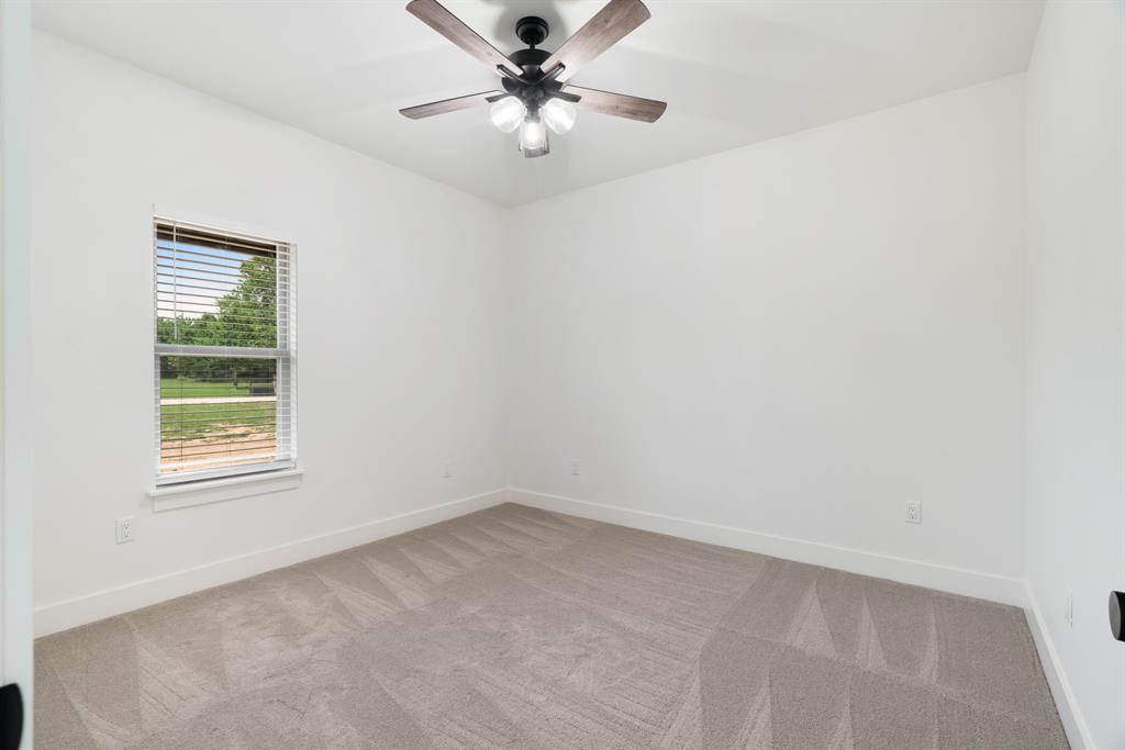 250 Private Road Blossom, TX 75416 - Photo 26 of 34