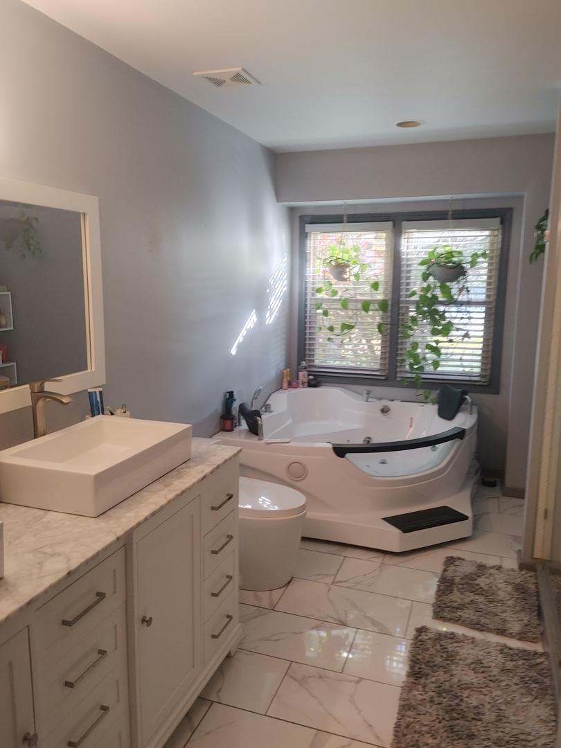 5395 South Carbon Hill Road Gardner, IL 60424 - Photo 17 of 23