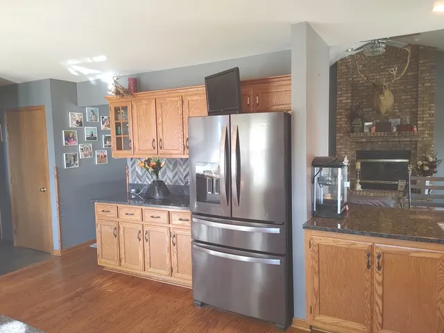 $679,000 | 5395 South Carbon Hill Road, Gardner, IL 60424