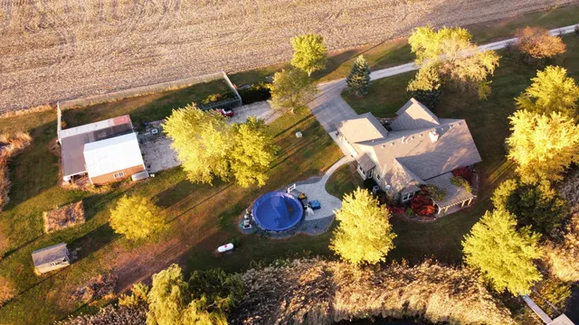 $679,000 | 5395 South Carbon Hill Road, Gardner, IL 60424