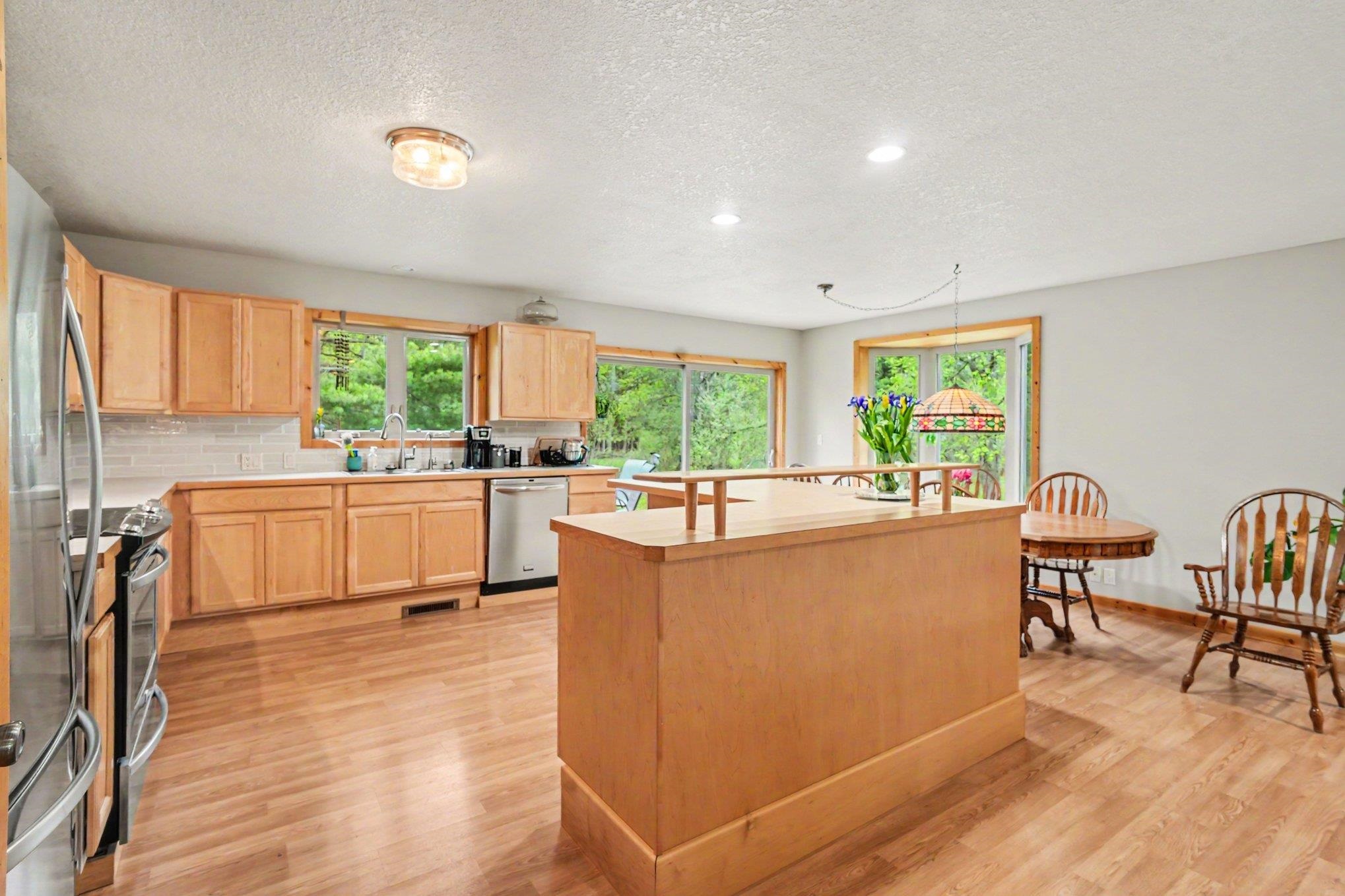 2610 West Wing Road Mount Pleasant, MI 48858 - Photo 4 of 37 Gallery Image 4