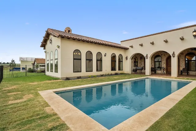$3,499,500 | 108 Country Vista Lane, Georgetown, TX 78626