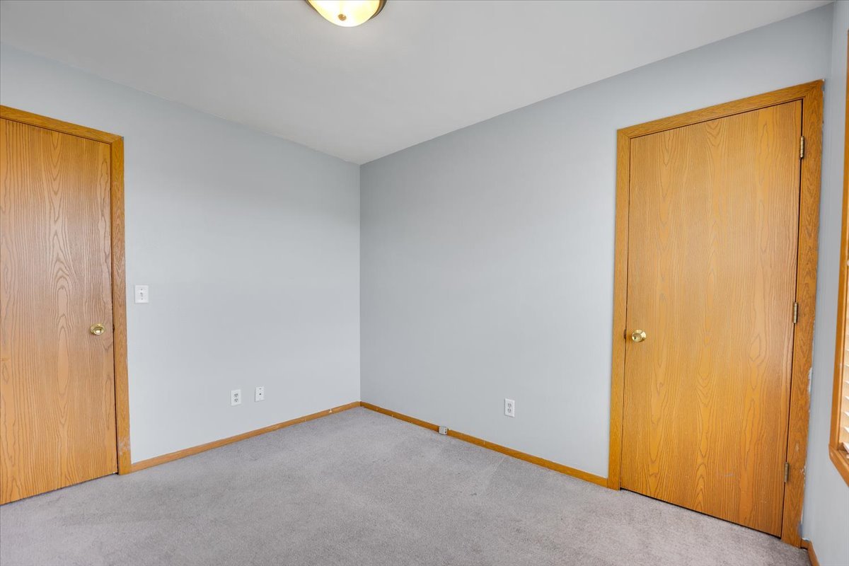 6621 Samantha Lane Rockford, IL 61107 - Photo 26 of 38 a view of an empty room and entrance