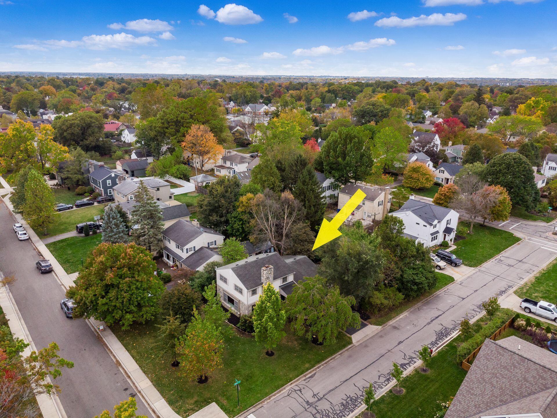2569 Chester Road Upper Arlington, OH 43221 - Photo 45 of 52 Aerial