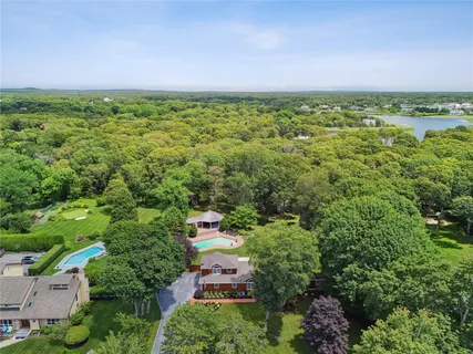 $1,864,000 | 21 Inlet View Path, East Moriches, NY 11940