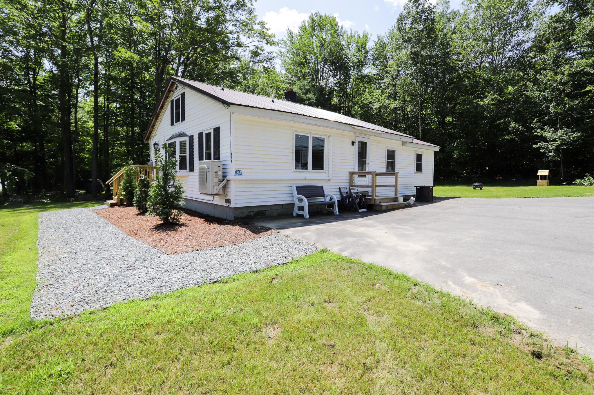 1384 Hudson Road Glenburn, ME 04401 - Photo 4 of 33 IMG_0176