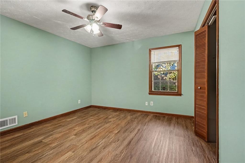 1849 Pinehurst Road Snellville, GA 30078 - Photo 17 of 27 Gallery Image 17