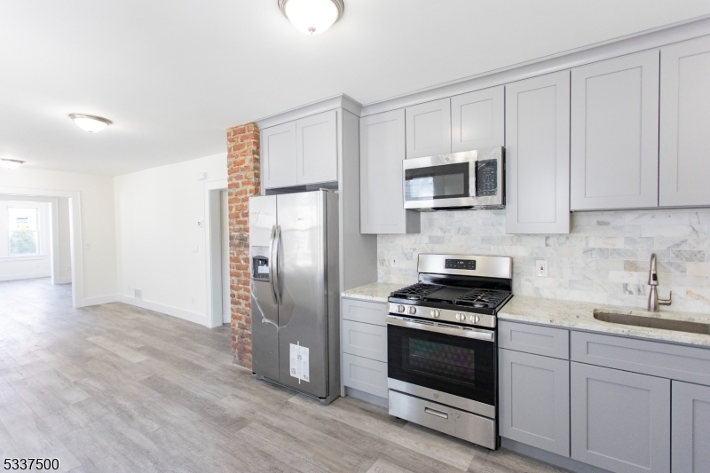 41 Grove Street, Unit 1 Bloomfield, NJ 07003 - Photo 11 of 13