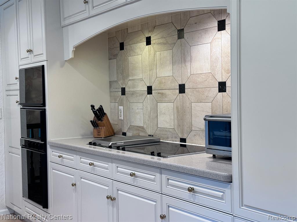 2300 Lake George Road Leonard, MI 48367 - Photo 10 of 21
