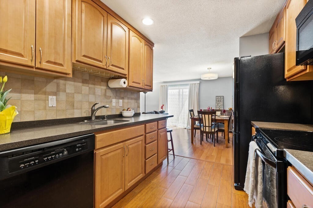 181 Littleton Road, Unit 4 Chelmsford, MA 01824 - Photo 30 of 31 Gallery Image 30
