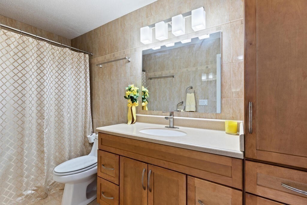 181 Littleton Road, Unit 4 Chelmsford, MA 01824 - Photo 8 of 31 Gallery Image 8