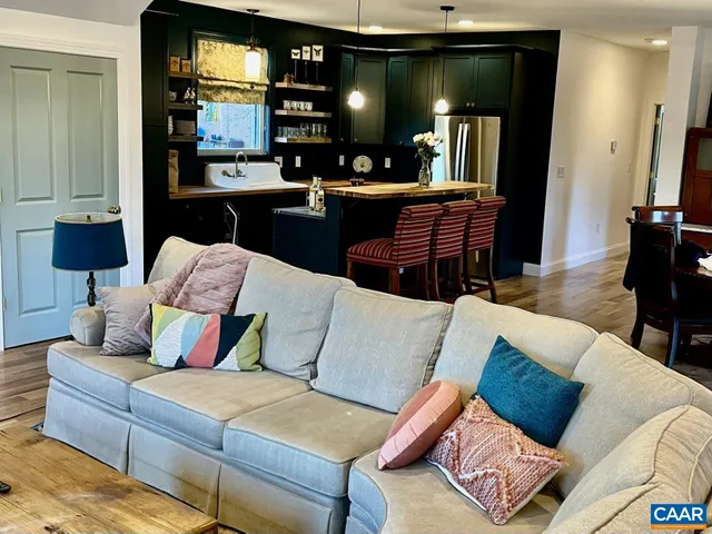 $4,200 | 5606 St George Avenue, Crozet, VA 22932