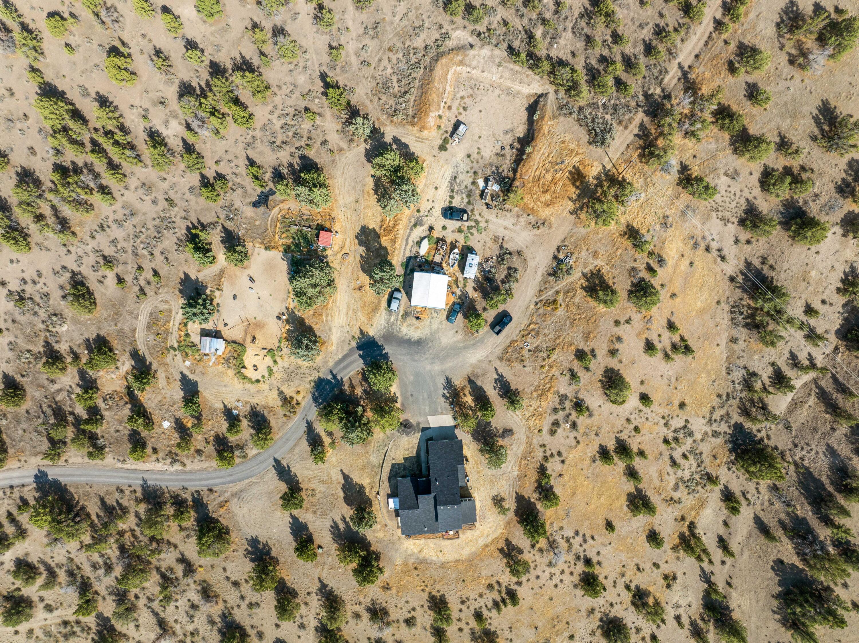1925 Northeast Loucks Road Madras, OR 97741 - Photo 24 of 36 08-Aerial