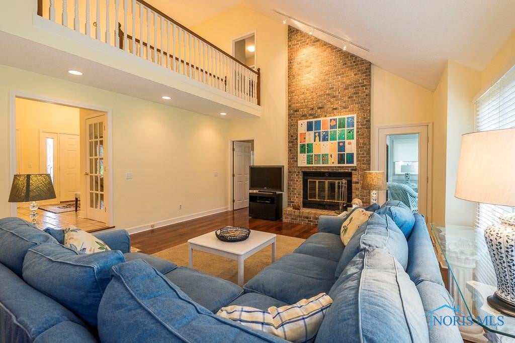 3011 Secretariat Road Toledo, OH 43615 - Photo 10 of 34 Family Room