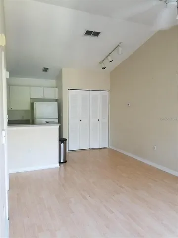 $1,350 | 10422 White Lake Court, Unit 10422, Tampa, FL 33626