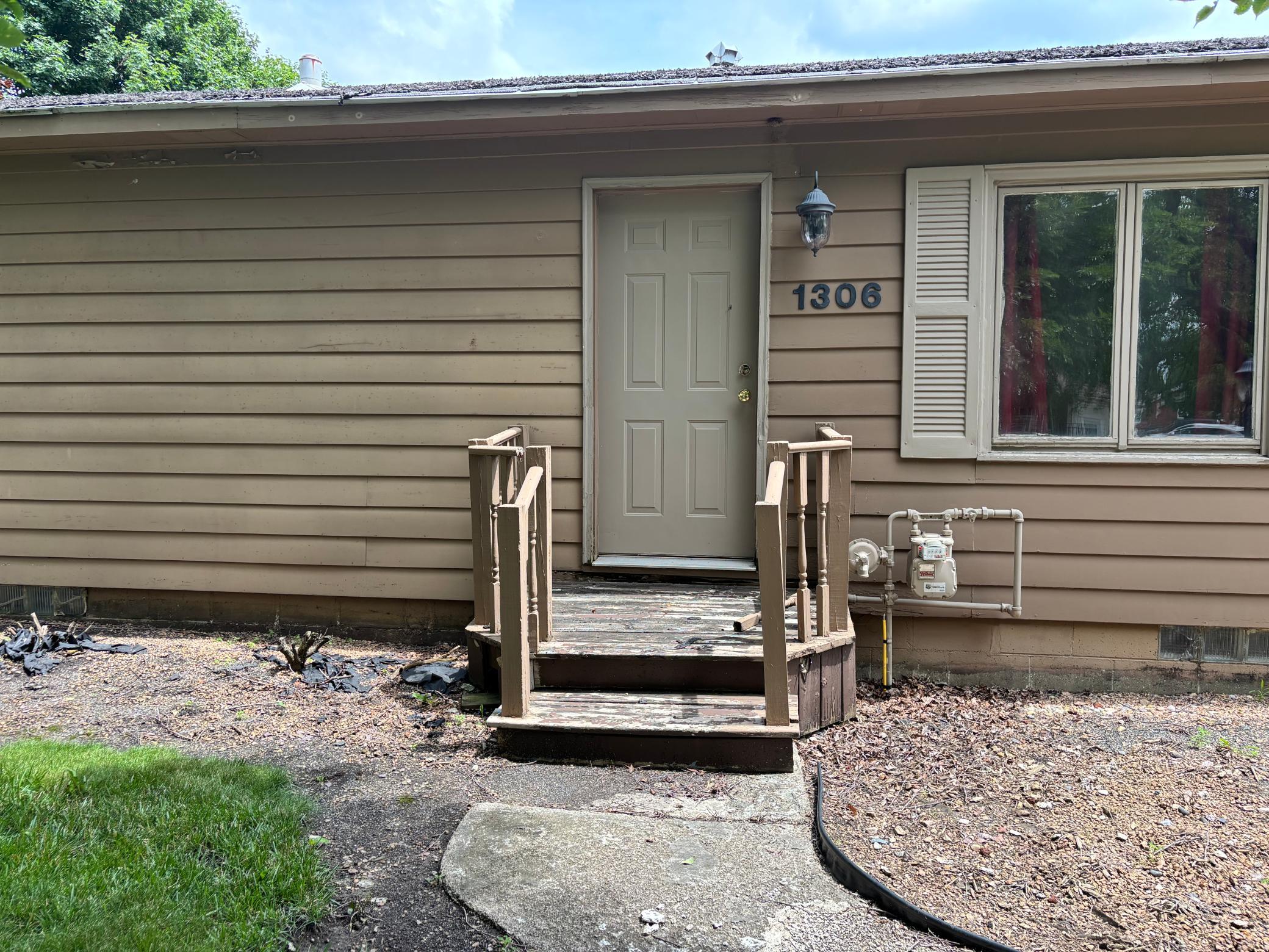 1306 Crestview Road Albert Lea, MN 56007 - Photo 4 of 30