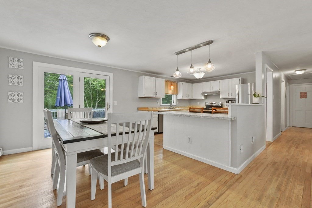 54 Cromesett Road Wareham, MA 02571 - Photo 8 of 39 Gallery Image 8