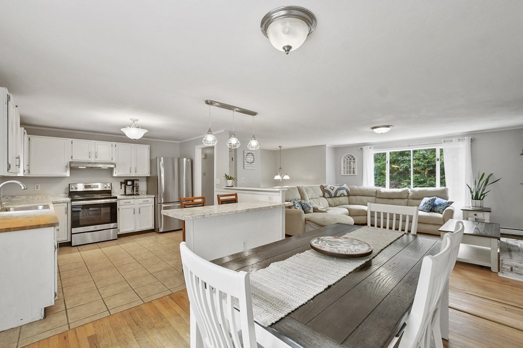 54 Cromesett Road Wareham, MA 02571 - Photo 10 of 39 Gallery Image 10