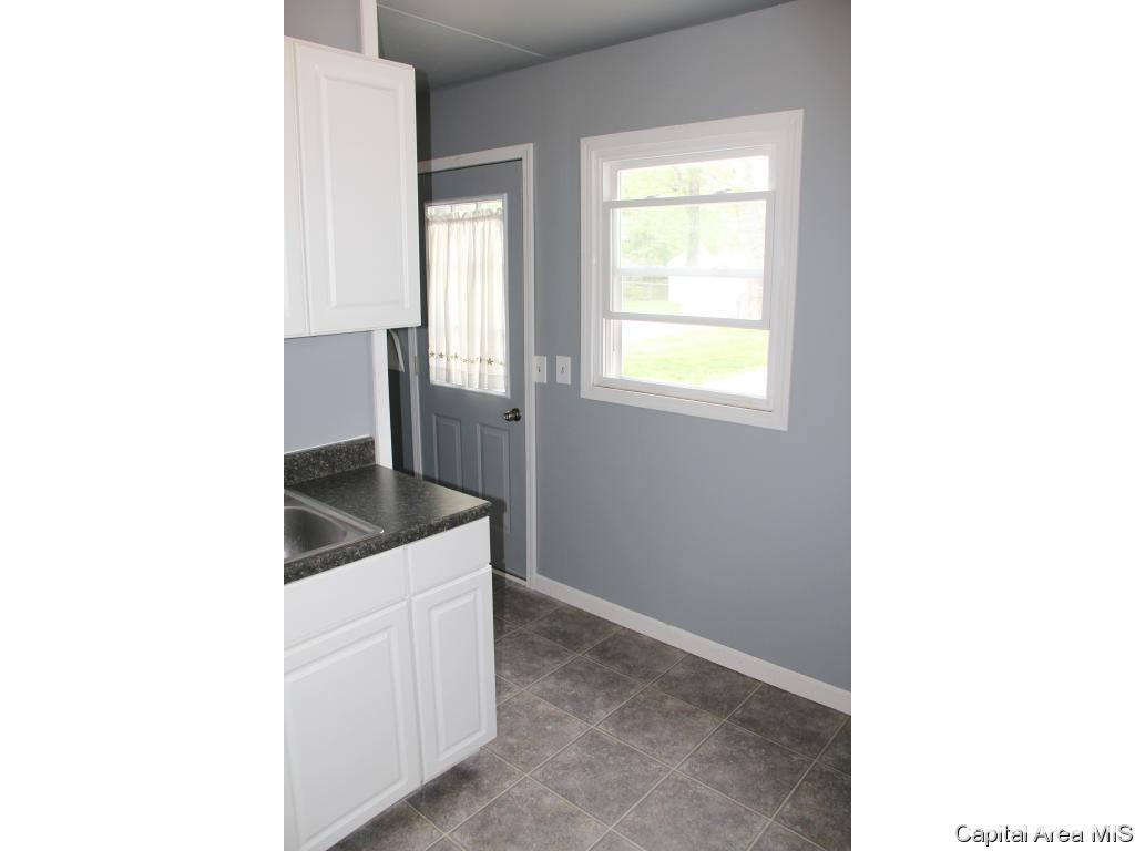 2241 East Converse Street Springfield, IL 62702 - Photo 20 of 27
