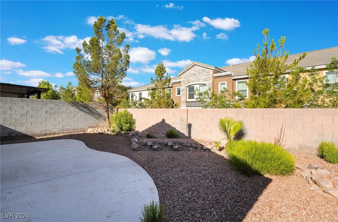 1127 Cathedral Ridge Street Henderson, NV 89052 - Photo 30 of 33
