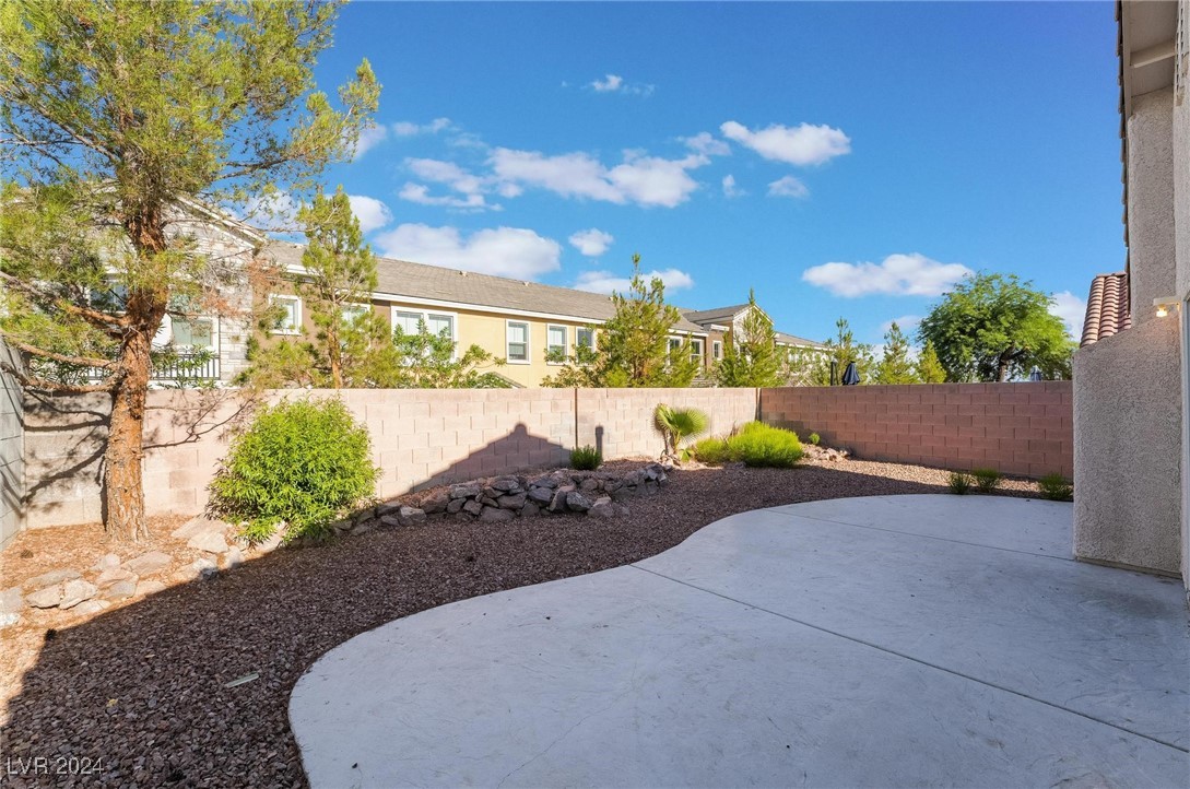 1127 Cathedral Ridge Street Henderson, NV 89052 - Photo 32 of 33