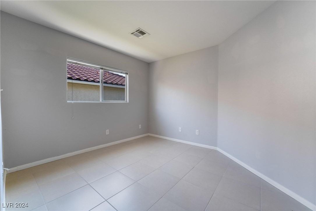 1127 Cathedral Ridge Street Henderson, NV 89052 - Photo 5 of 33
