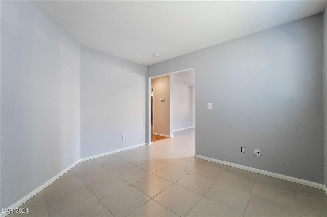 1127 Cathedral Ridge Street Henderson, NV 89052 - Photo 6 of 33