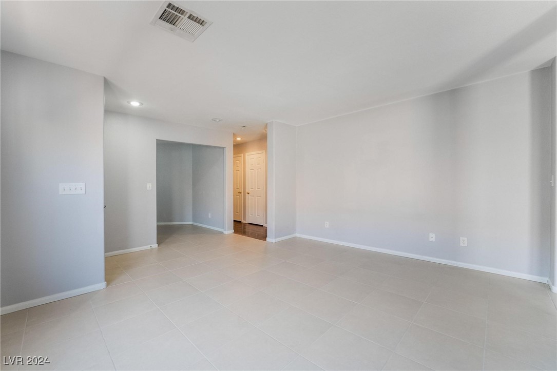 1127 Cathedral Ridge Street Henderson, NV 89052 - Photo 9 of 33
