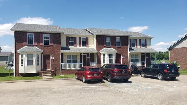 $995 | 241 State Line Road, Oak Grove, KY 42262