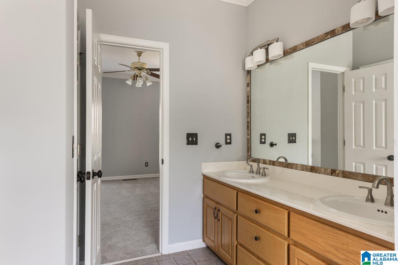 127 Brook Circle Chelsea, AL 35043 - Photo 34 of 45
