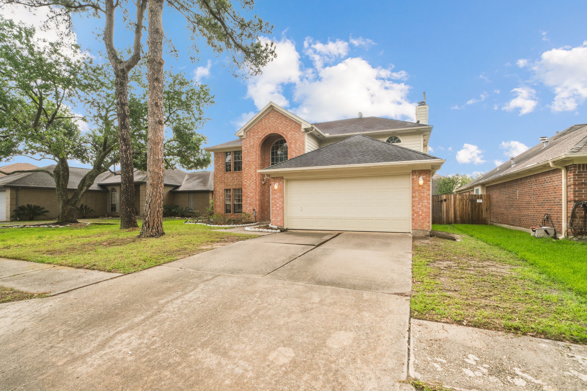 5619 Roserock Lane Spring, TX 77379 - Photo 2 of 45