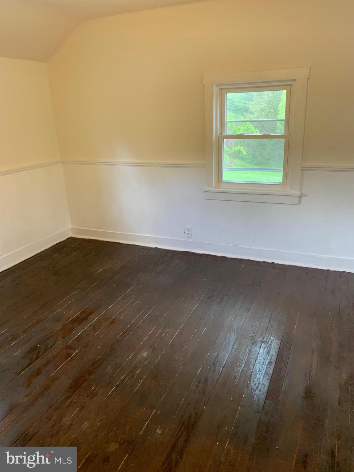 13124 Old Hanover Road Reisterstown, MD 21136 - Photo 15 of 28 BEDROOM 3