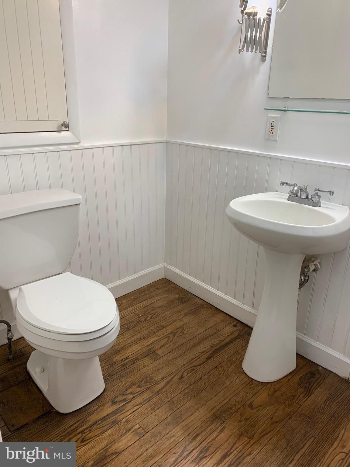 13124 Old Hanover Road Reisterstown, MD 21136 - Photo 22 of 28 MAIN BATH