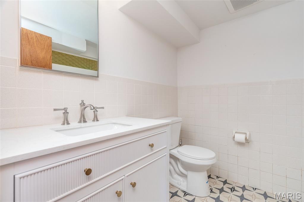 9715 Grantview Drive St. Louis, MO 63123 - Photo 25 of 28