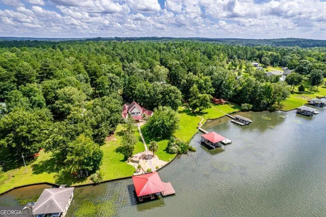 $769,000 | 926 Jamesway Drive, Sparta, GA 31087