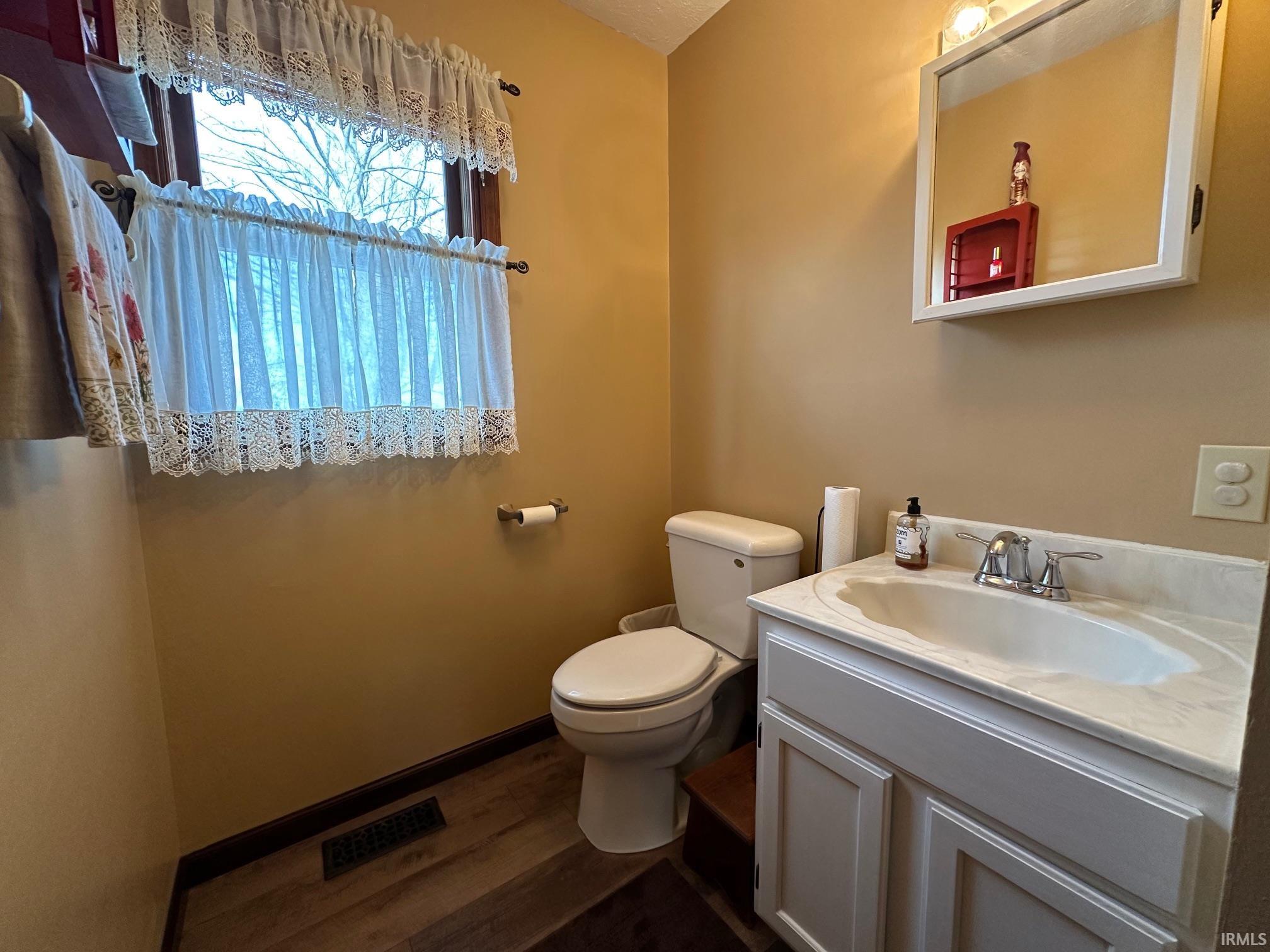 5291 Old St Road Bedford, IN 47421 - Photo 29 of 36