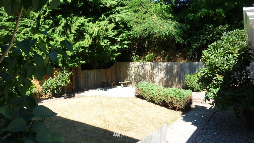 2626 49th Avenue Southwest Seattle, WA 98116 - Photo 15 of 15