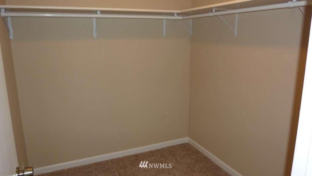 2626 49th Avenue Southwest Seattle, WA 98116 - Photo 8 of 15