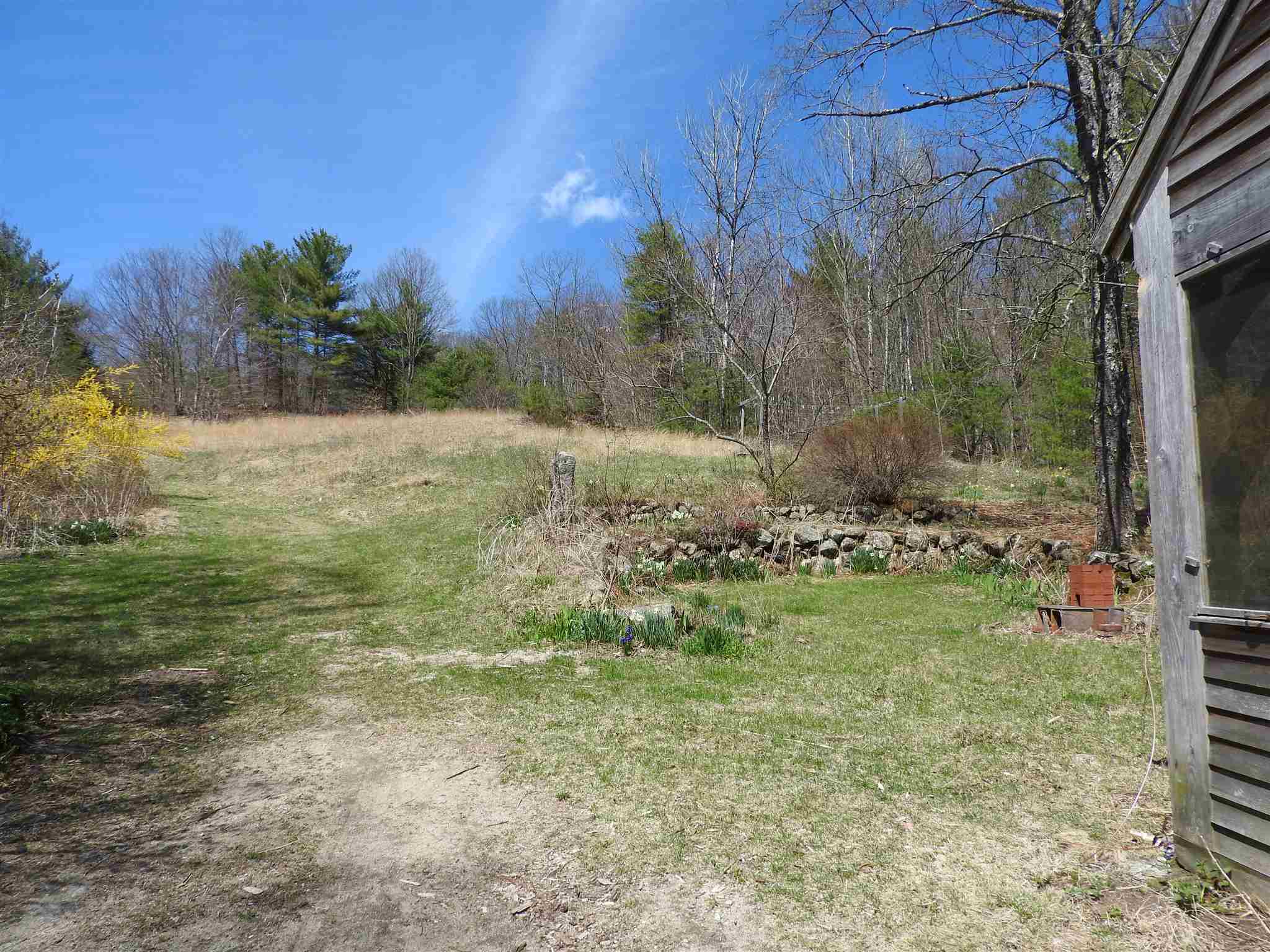 664 Freeman Colby Road Henniker, NH 03242 - Photo 32 of 39