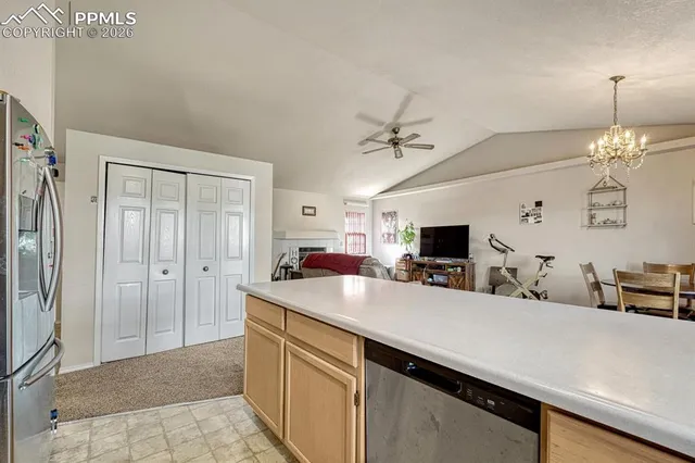 $400,000 | 1524 Shane Circle, Colorado Springs, CO 80907