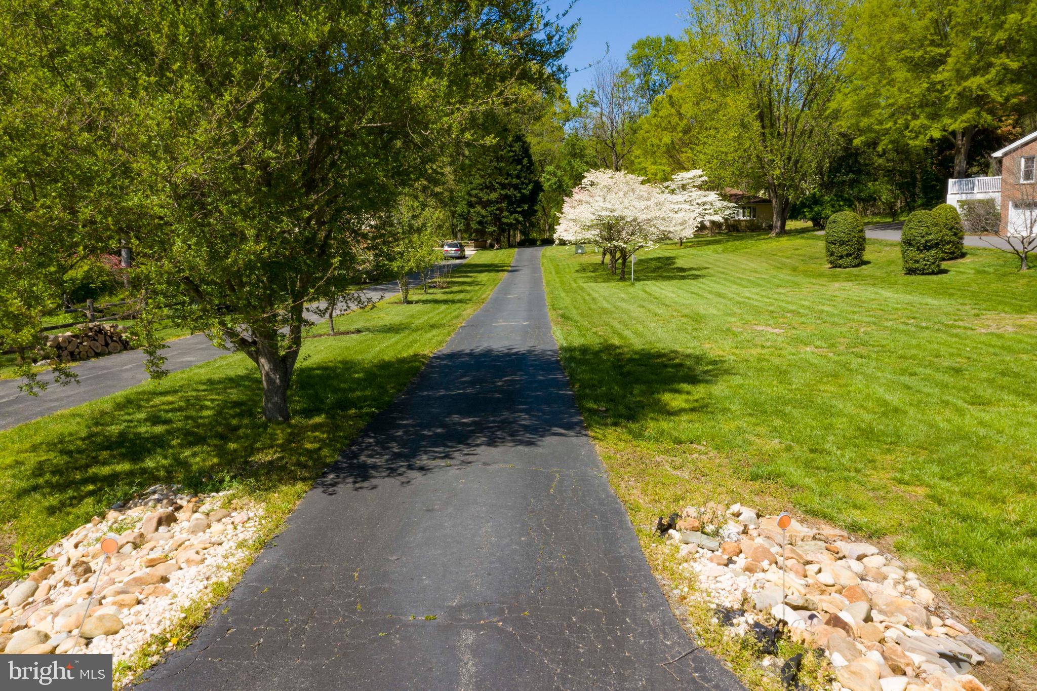 3085 Hickory Ridge Road Dunkirk, MD 20754 - Photo 19 of 45 Driveway
