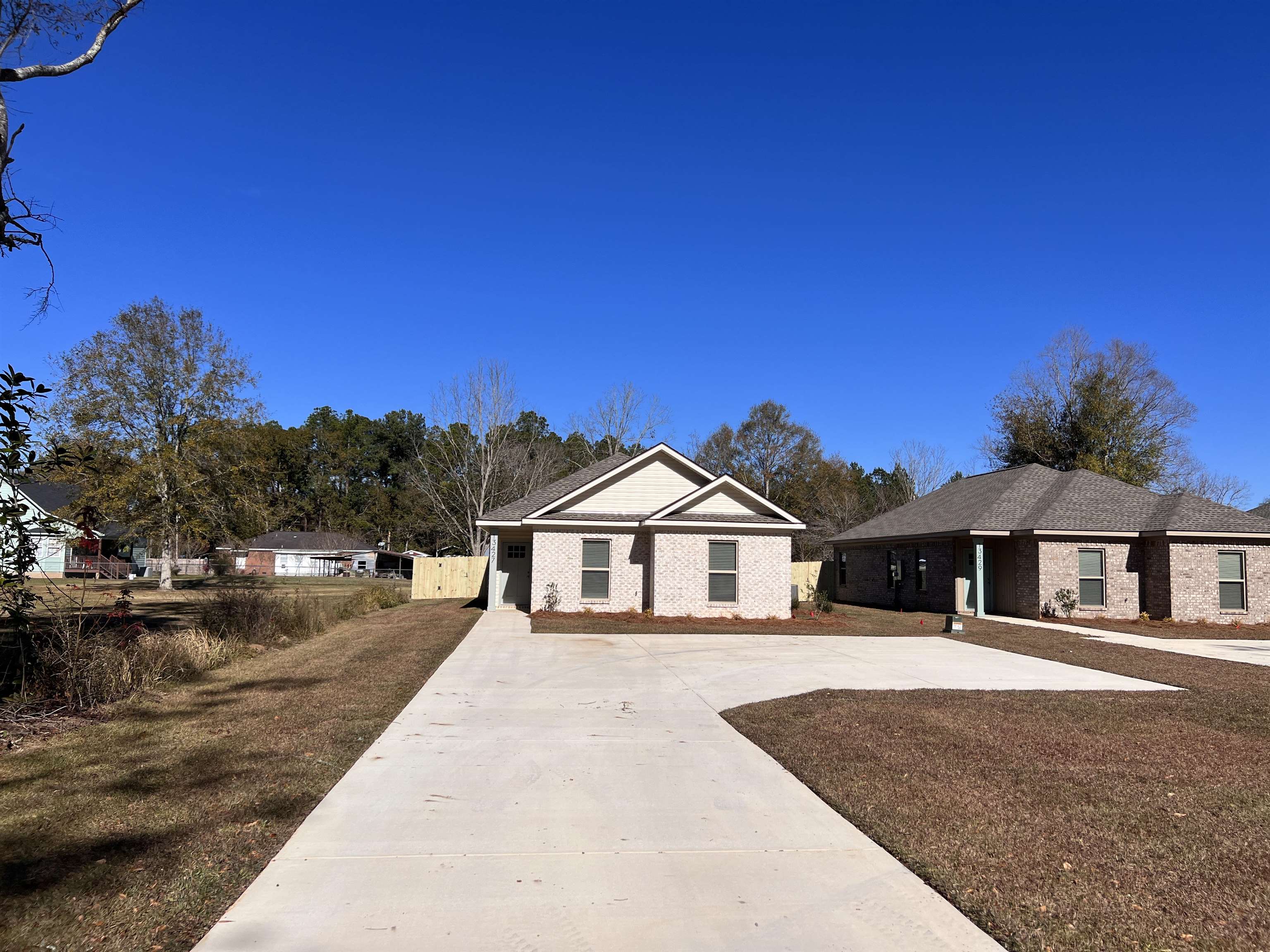 13427 Lilac Lane Stapleton, AL 36578 - Photo 2 of 9
