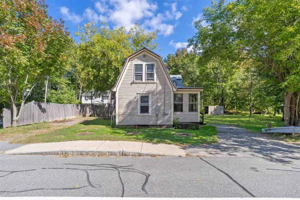 $320,000 | 63 6th Street, Dover, NH 03820