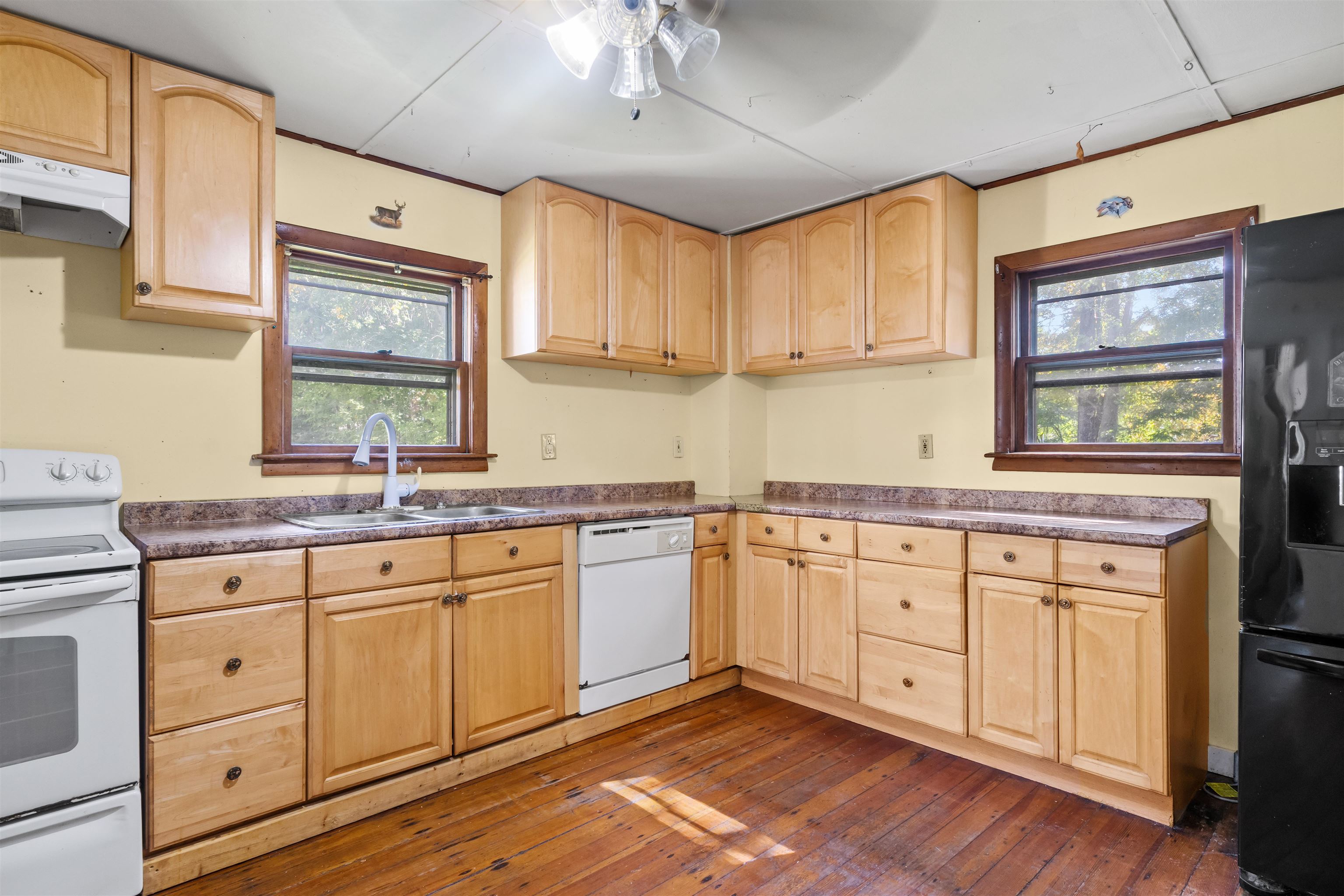 63 6th Street Dover, NH 03820 - Photo 7 of 43