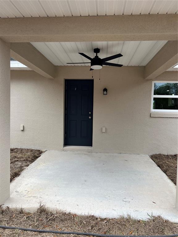 20855 Beach Boulevard Dunnellon, FL 34431 - Photo 14 of 14 a view of a garage