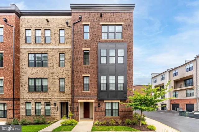 $1,339,000 | 7474 Backett Wood Terrace, McLean, VA 22102
