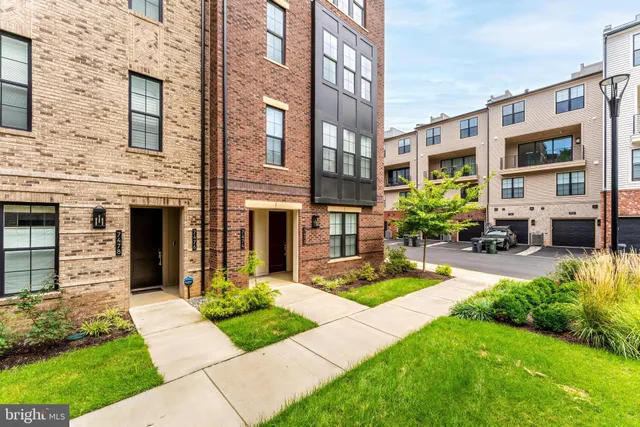 $1,339,000 | 7474 Backett Wood Terrace, McLean, VA 22102