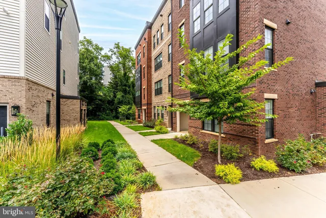 $1,339,000 | 7474 Backett Wood Terrace, McLean, VA 22102